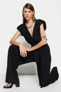 TRENDYOLMİLLA Black V-neck Belted Knitting Jumpsuit - Image 8