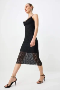 TRENDYOLMİLLA Black Plain Weaving Lace Midi Lined Dress - Image 2