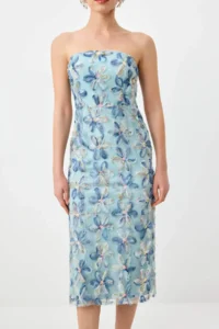 TRENDYOLMİLLA Mavi Floral Weaving Sequin Maxi Unlined Dress - Image 3
