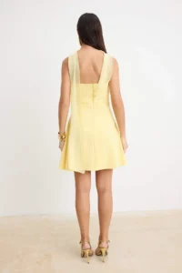 TRENDYOLMİLLA Light Yellow Plain Weaving Finike Short / Mini Unlined Dress - Image 4