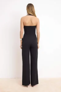 TRENDYOLMİLLA Black Asymmetric Yaka Sleeveless Weaving Jumpsuit - Image 4