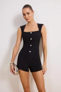 TRENDYOLMİLLA Black buttoned Short/Mini Weaving Shorts Jumpsuit - Image 2