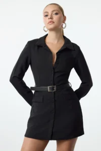TRENDYOLMİLLA Black Arched Short Jumpsuit