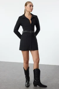 TRENDYOLMİLLA Black Arched Short Jumpsuit - Image 2