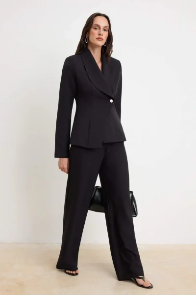 TWOAW26AU00145-BLACK_1