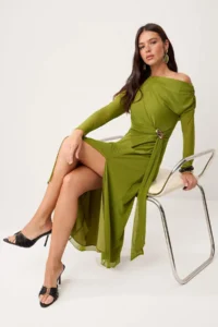TRENDYOLMİLLA Oil Green Accessory Detailed Lined Tulle Asymmetric Yaka slit Maxi Knitting Dress