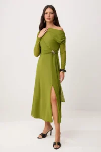TRENDYOLMİLLA Oil Green Accessory Detailed Lined Tulle Asymmetric Yaka slit Maxi Knitting Dress - Image 2