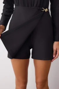 TRENDYOLMİLLA Black Accessory Detailed Mini Weaving Jumpsuit - Image 4