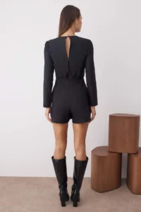 TRENDYOLMİLLA Black Accessory Detailed Mini Weaving Jumpsuit - Image 5