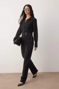 TRENDYOLMİLLA Black Shirt Collar Draped Pipe Both Jumpsuit - Image 2