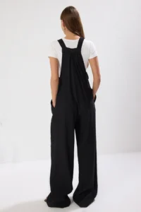 TRENDYOLMİLLA Black gilet Form linen look Plenty of Hem Weaving Jumpsuit - Image 5