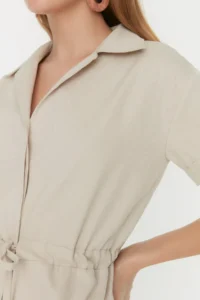 TRENDYOLMİLLA Stone Binding Detailed Gabardine Super Mini Weaving Jumpsuit - Image 6