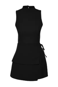 TRENDYOLMİLLA Black Binding Detailed Mini Weaving Shorts Skirt Jumpsuit - Image 8