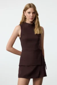 TRENDYOLMİLLA Brown Binding Detailed Mini Weaving Shorts Skirt Jumpsuit - Image 2