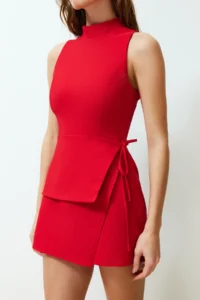 TRENDYOLMİLLA Red Binding Detailed Mini Weaving Shorts Skirt Jumpsuit - Image 5