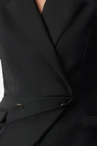 TRENDYOLMİLLA Black Jacket Collar Button Closure Mini Jumpsuit - Image 3