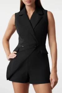TRENDYOLMİLLA Black Jacket Collar Button Closure Mini Jumpsuit - Image 4