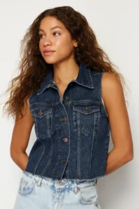 TRENDYOLMİLLA DARK BLUE More Sustainable Crop DENIM Vest - Image 2
