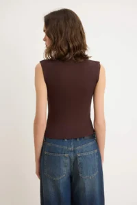TRENDYOLMİLLA Brown-Khaki 2 Sets Package Fitted Asymmetric Knitting Blouse - Image 4