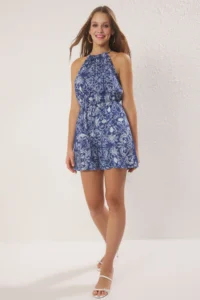 TRENDYOLMİLLA Navy Blue flower patterned Weaving Short Jumpsuit - Image 2