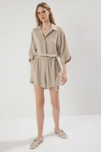 TRENDYOLMİLLA Beige Plain Belted Short Weaving Jumpsuit - Image 2