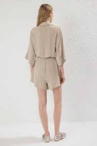 TRENDYOLMİLLA Beige Plain Belted Short Weaving Jumpsuit - Image 4