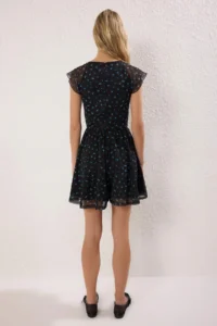 TRENDYOLMİLLA Multicolored Printed Heart Yaka OF shorts Flexible Knitting Jumpsuit - Image 5