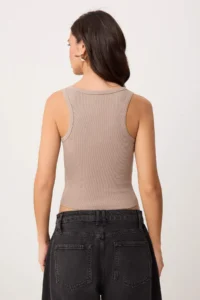 TRENDYOLMİLLA Mink Fitted V-neck Thick Sleeveless Sleeveless Ribbed Flexible Knitting Tank Top - Image 4