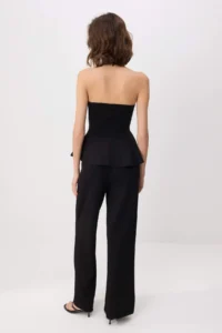 TRENDYOLMİLLA Black peplum Sleeveless Wide Leg Soft Touch Knitting Top and Bottom Set - Image 4