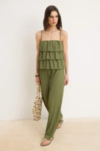 TRENDYOLMİLLA Khaki Regular Thin Sleeveless Sleeveless Wide Leg textured Knitting Top and Bottom Set - Image 2
