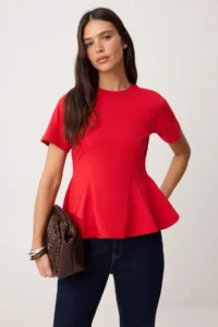 TRENDYOLMİLLA Red Plain peplum Crew Neck Standard Sleeve Short 100% Cotton Knitting Blouse - Image 2