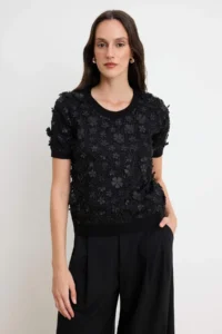 TRENDYOLMİLLA Black Three-dimensional Floral Detailed and Tulle Blouse - Image 2