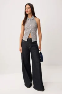 TRENDYOLMİLLA Multicolored Striped Fitted Polo Shirt Collar buttoned Sleeveless textured Knitting Blouse - Image 2