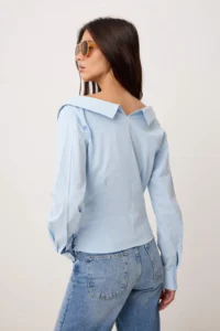 TRENDYOLMİLLA Light Blue Boat Neck Poplin Weaving Blouse - Image 4