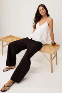 TRENDYOLMİLLA WHITE Godeli Back Gipe Detailed Weaving Blouse - Image 2
