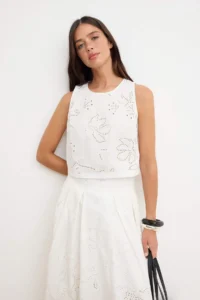 TRENDYOLMİLLA WHITE Fisto flower patterned Blouse