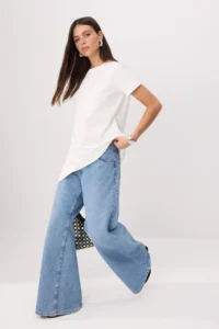 TRENDYOLMİLLA Ecru Plain Regular Crew Neck Standard Sleeve Short 100% Cotton Knitting Blouse - Image 2