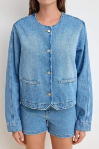 TRENDYOLMİLLA Mavi Button Detailed DENIM Jacket - Image 3