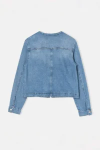 TRENDYOLMİLLA Mavi Button Detailed DENIM Jacket - Image 6