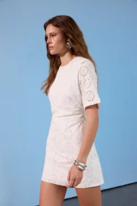 TRENDYOLMİLLA Limited Edition WHITE textured embroidery Short / Mini Weaving Dress - Image 4