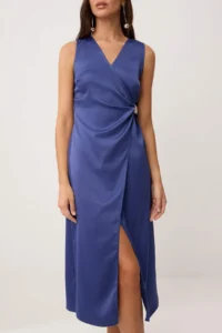 TRENDYOLMİLLA Petrol Accessory Detailed Double breasted Kapama Satin Midi Weaving Dress - Image 3