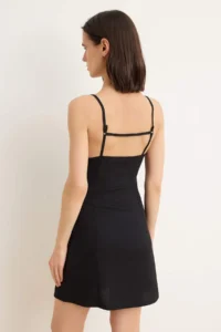 TRENDYOLMİLLA Black Plain A-line V-neck Sleeveless Rope Sleeveless Mini textured Knitting Dress - Image 4