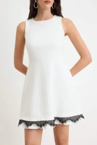 TRENDYOLMİLLA Ecru Lace Detailed Sleeveless Mini Weaving Dress - Image 3