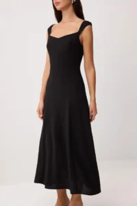 TRENDYOLMİLLA Black Gipelli Heart Yaka Maxi Weaving Dress - Image 3
