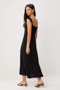 TRENDYOLMİLLA Black Gipelli Heart Yaka Maxi Weaving Dress - Image 4