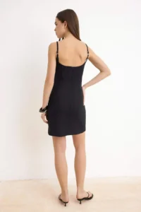 TRENDYOLMİLLA Black Plain Short / Mini Weaving Dress - Image 4