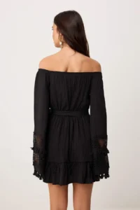TRENDYOLMİLLA Black Short / Mini  Weaving Dress - Image 4
