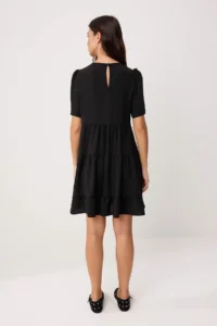 TRENDYOLMİLLA Black Plain Short / Mini  Weaving Dress - Image 4