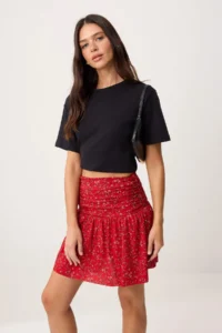 TRENDYOLMİLLA Red Floral skater Frilly Regular Waist Ribbed Flexible Knitting Skirt - Image 3