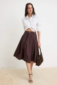 TRENDYOLMİLLA Brown Midi Poplin Skirt